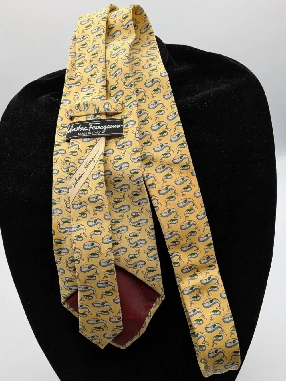 Salvatore Ferragamo $240 Yellow Blue Whale Nautical Italian Made 100% Silk Tie